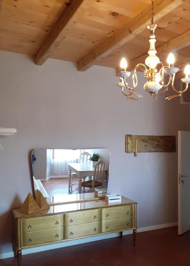 Vicolo Del Nido B&B Paderno Franciacorta Luaran gambar