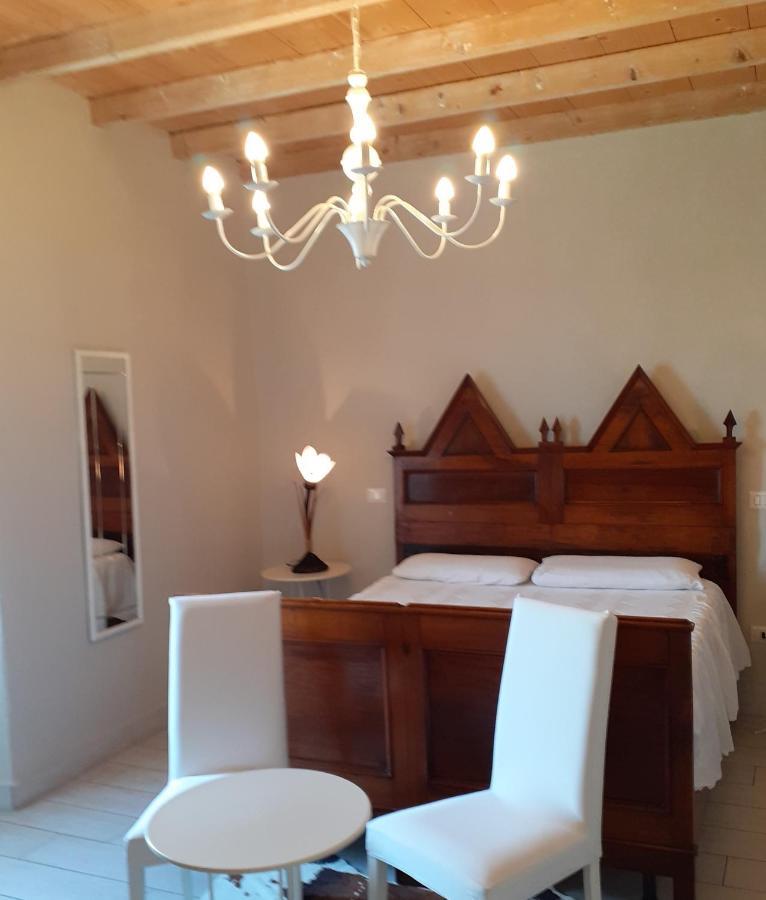Vicolo Del Nido B&B Paderno Franciacorta Luaran gambar