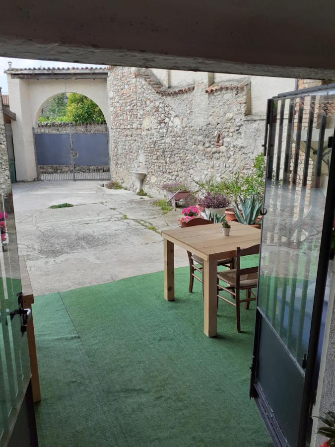 Vicolo Del Nido B&B Paderno Franciacorta Luaran gambar