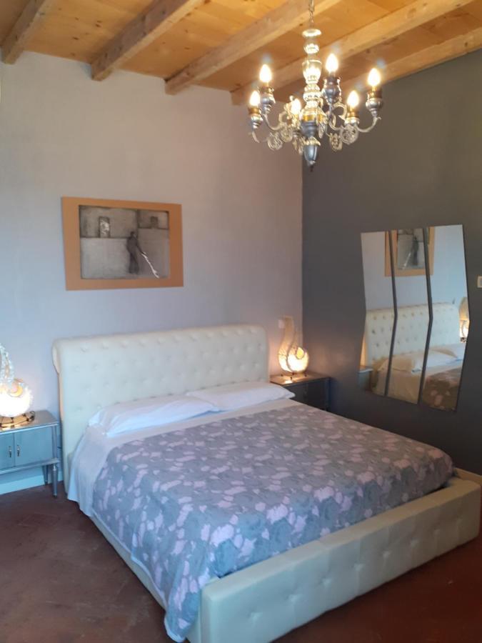 Vicolo Del Nido B&B Paderno Franciacorta Luaran gambar