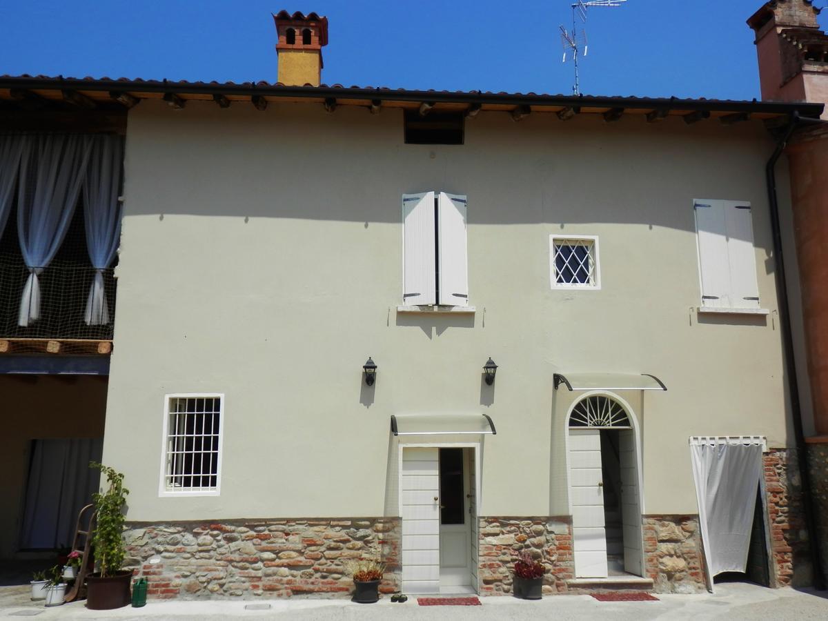 Vicolo Del Nido B&B Paderno Franciacorta Luaran gambar