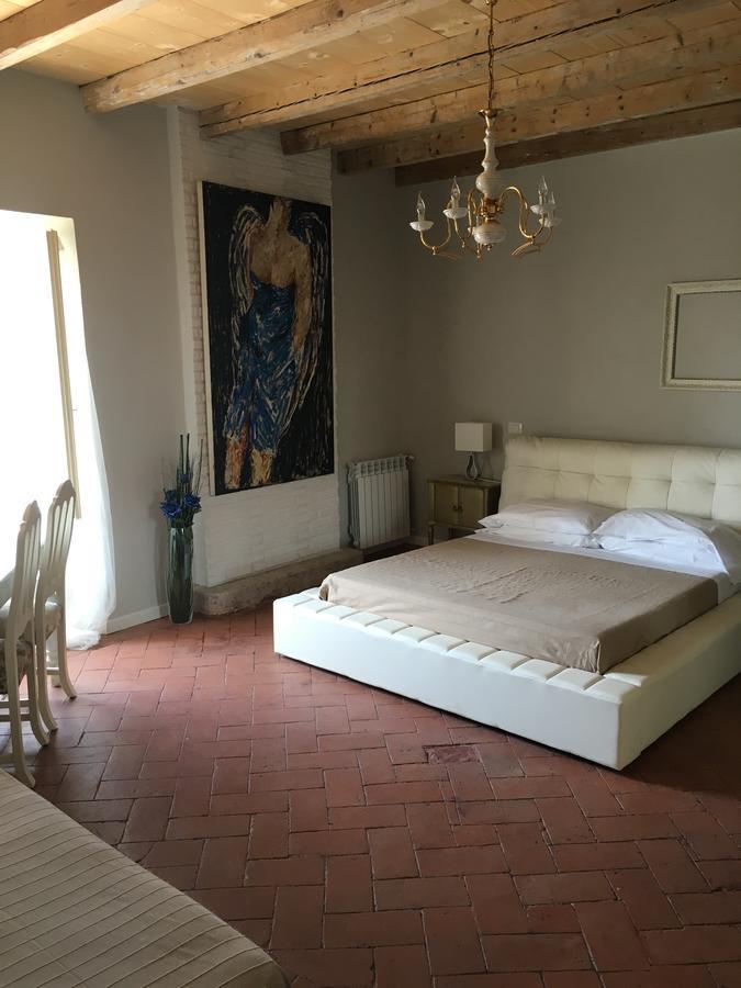Vicolo Del Nido B&B Paderno Franciacorta Luaran gambar